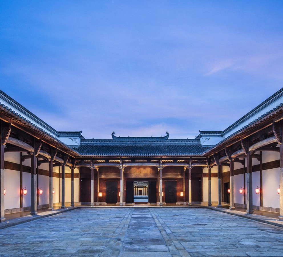 Ahn Luh Zhujiao Shanghai