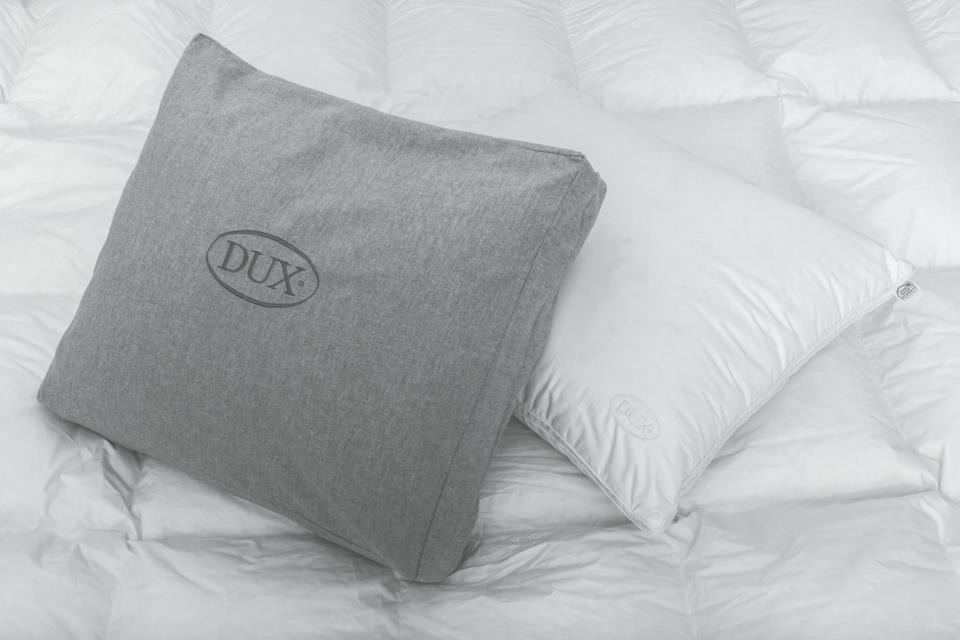 DUX pillow excellent firm
