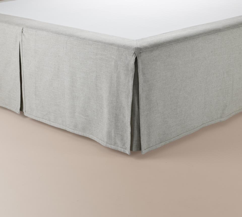 Margo bedskirt ruskin 10 quill