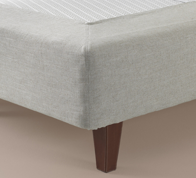 The bed cover Base cover on a DUX bed with tapered legs